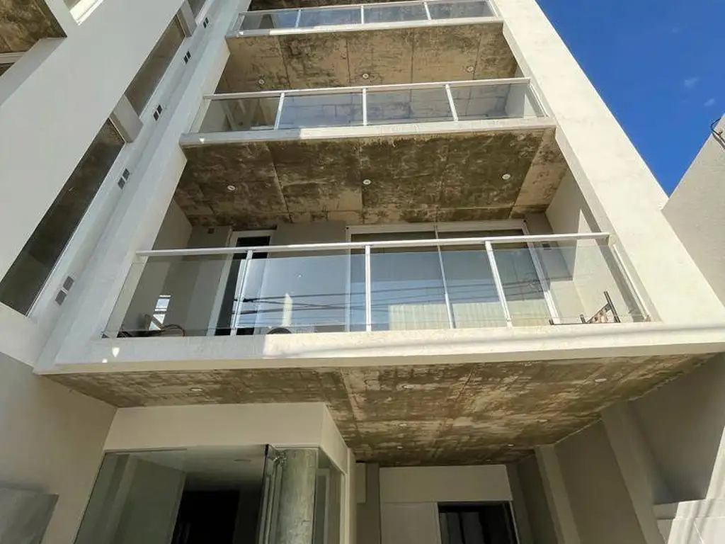 PROPIETARIO VENDE HERMOSO DEPARTAMENTO