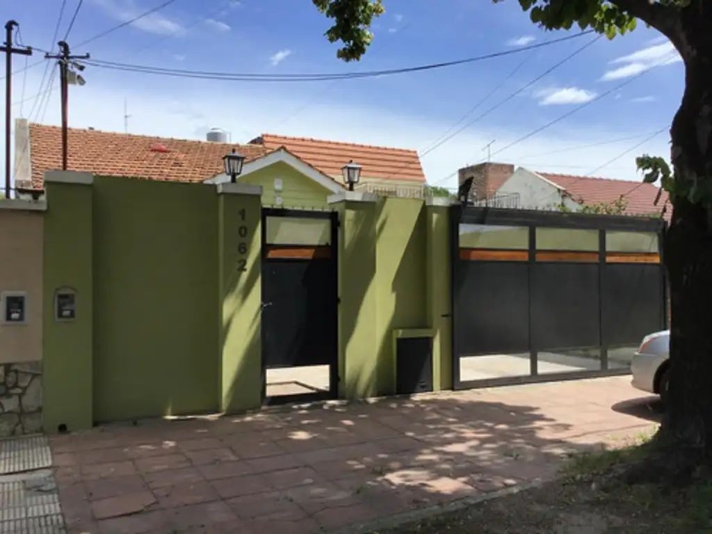 Chalet Estilo 5 Amb-  Reciclado A Nuevo (2020) - Hurlinghan