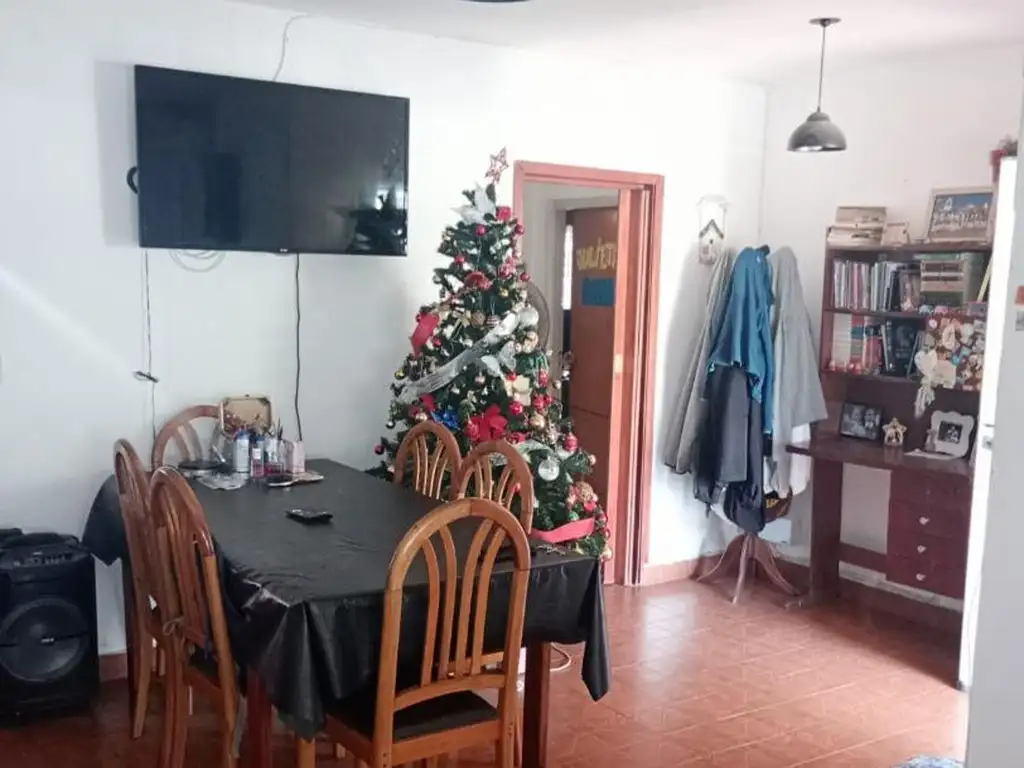 CASA EN VENTA, 2 DORMITORIOS, BARRIO CABILDO