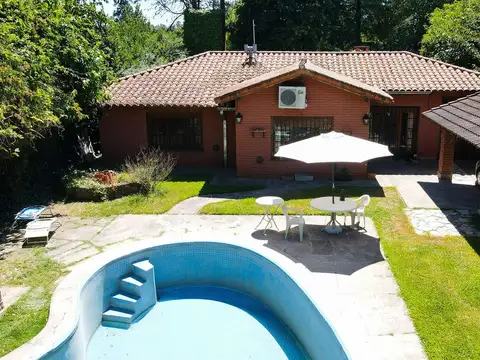 CASA 3 AMBIENTES EN VENTA EN EL TREBOL CON PILETA