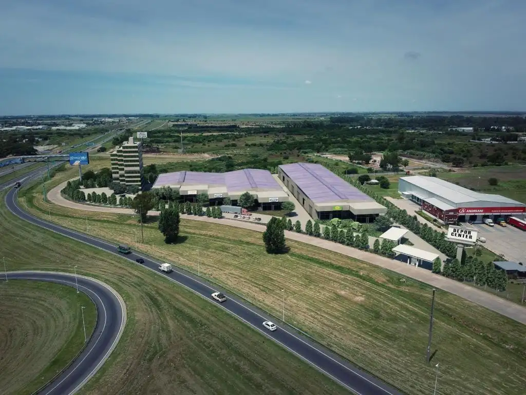 Venta Depósito/Galpón en Depot Center - Colectora Au Rosario - Buenos Aires