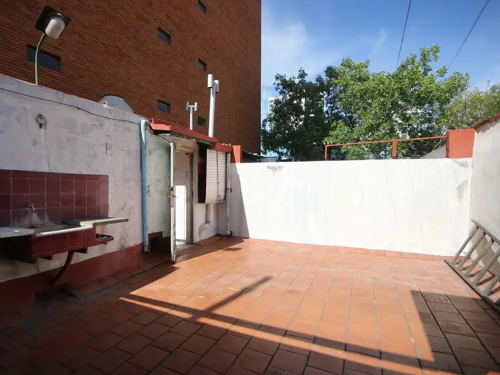 VENTA PH 3 AMBIENTES CON TERRAZA EN SAN CRISTOBAL