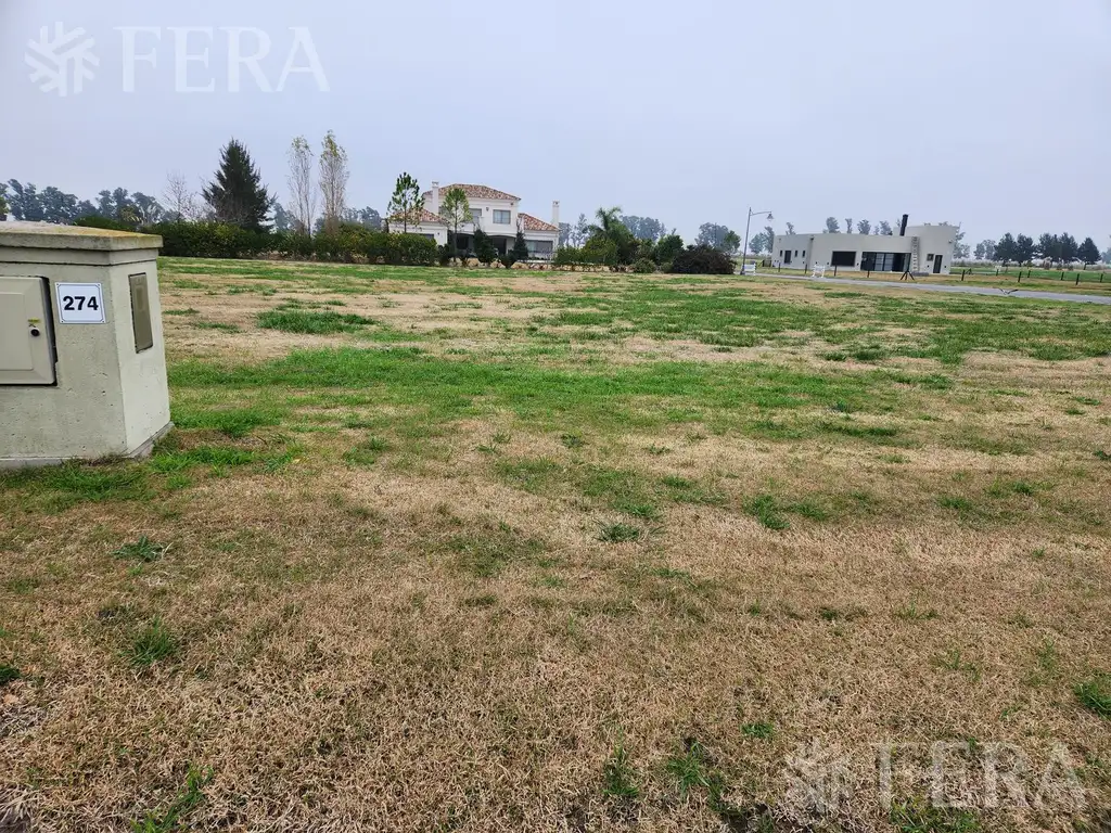 Venta terreno en Area 60 - Barrio La Reserva Escondida