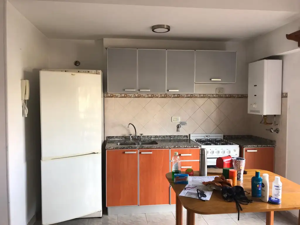 Vendo departamento en calle independencia al 500, Zarate