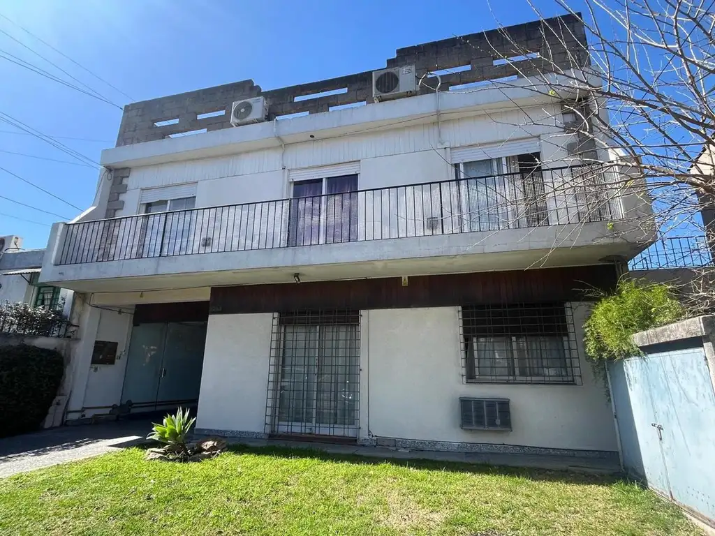 Castelar Norte departamento 3 ambientes en Venta