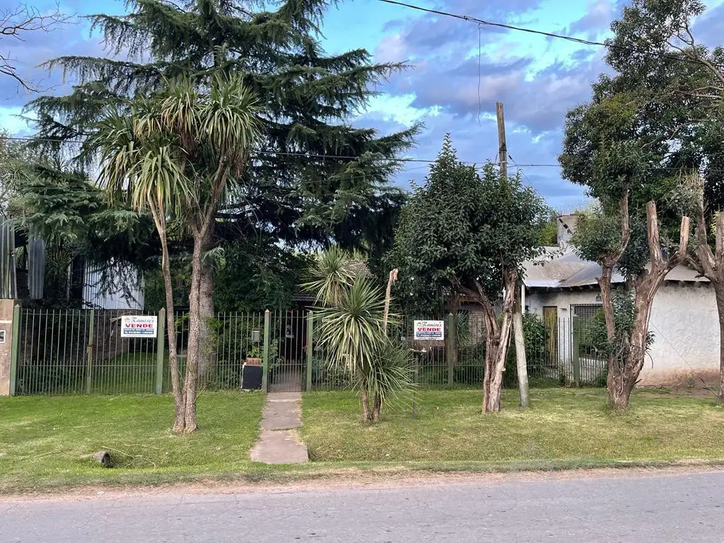 2 Casas En Venta - Parque Paso del Rey, Moreno