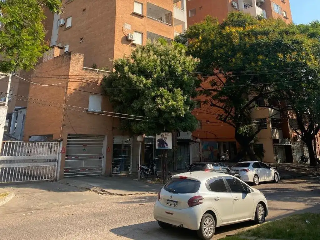 Hermoso departamento de dos dormitorios con balcón