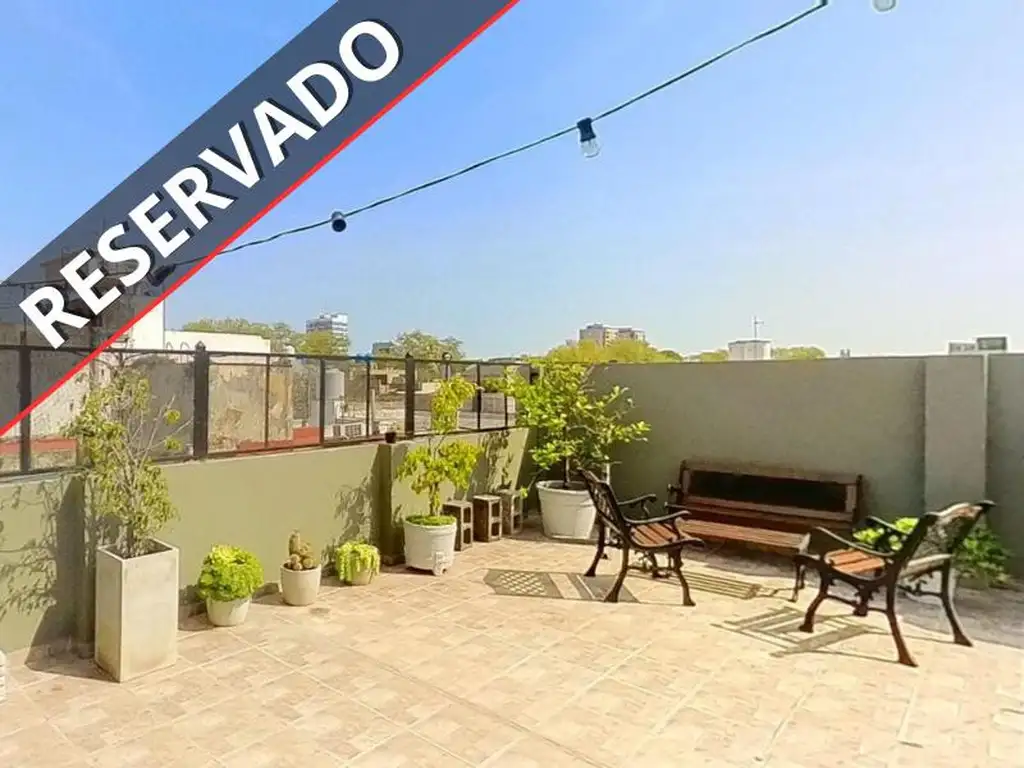 RESERVADA  Venta PH de 3 ambientes con terraza propia en Saavedra