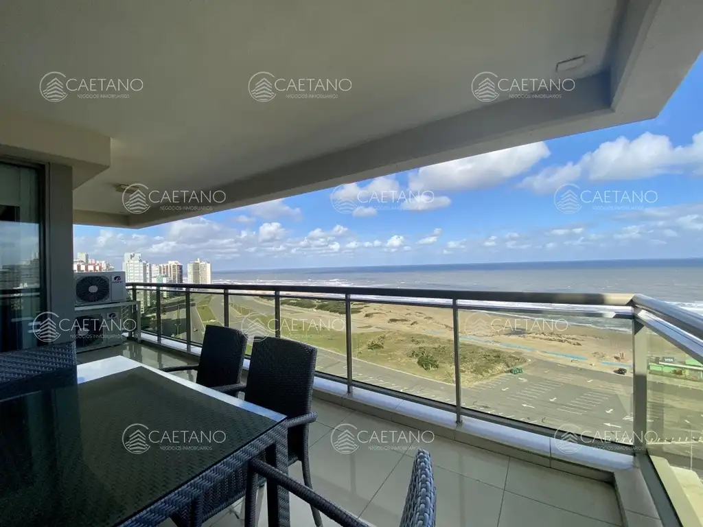 Venta apartamento 3 dormitorios Imperiale I esquinero Punta del Este