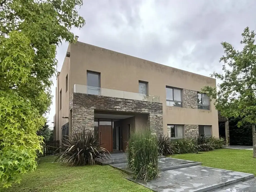 Casa  en Alquiler en La Lomada, Pilar, G.B.A. Zona Norte