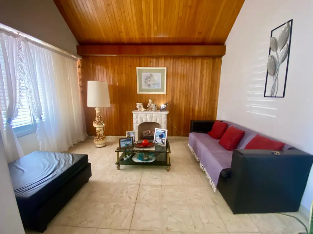 VENTA / CASA / 3 DORMITORIOS / CENTRICA / RAFAELA