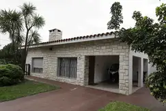 VENTA DE CASA EN SOLYMAR DE 3 DORMITORIOS 