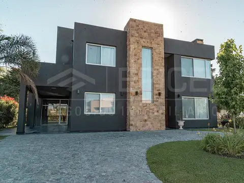 Los Naranjos - Casa en venta