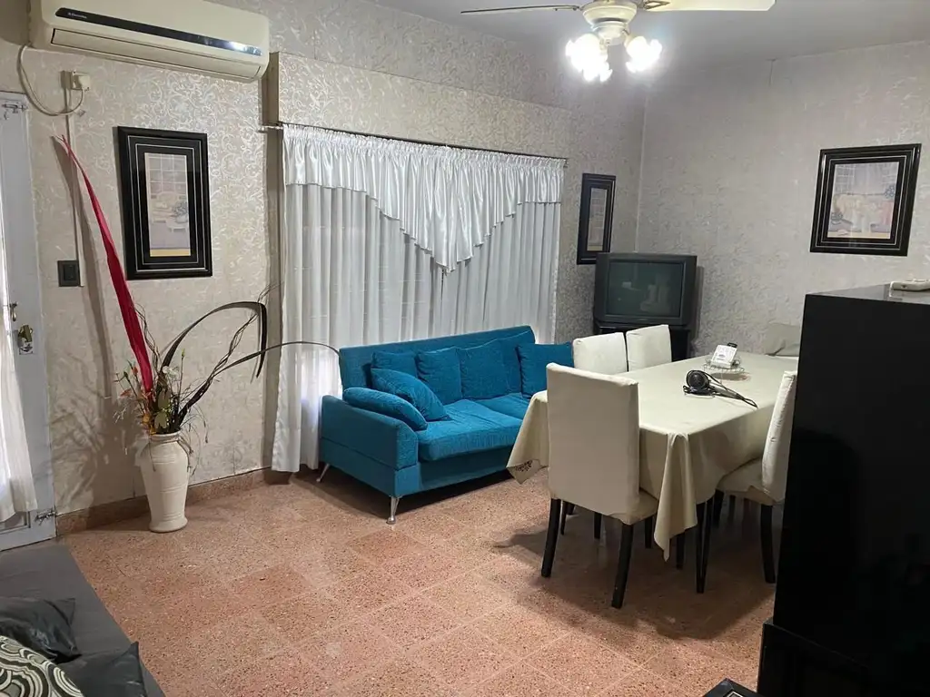 Venta de Casa 3 AMBIENTES en Ramos Mejía, Impecable!