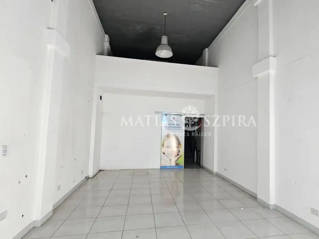 Local comercial en alquiler en Parque Leloir