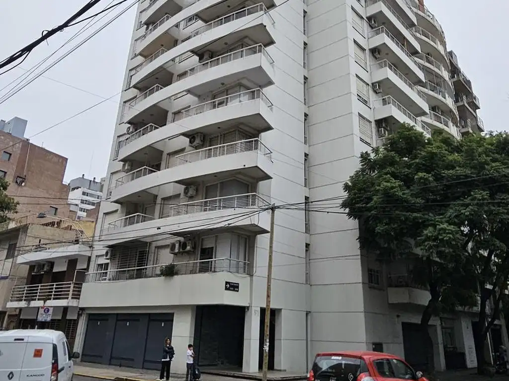 Venta Departamento 1 Dormitorio con Balcon - Quincho Parrillero