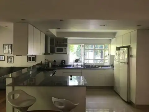 Casa en Venta con cochera