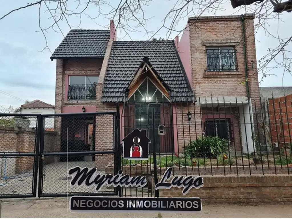 VENDO EXCELENTE CASA