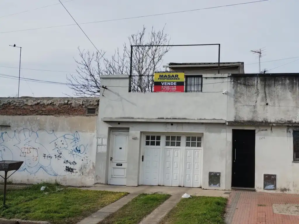 CASA PARA DOS O TRES FAMILIAS