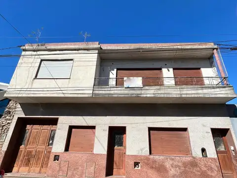 CASA EN VENTA EN PERGAMINO EN ZONA CENTRICA