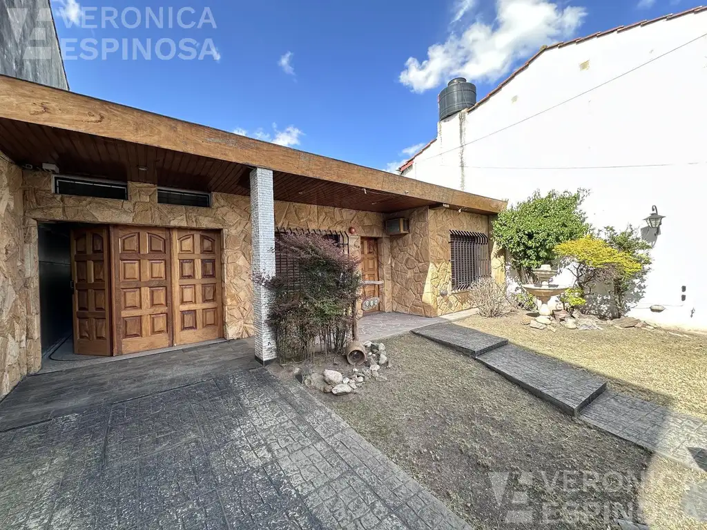 Casa en venta en Moron