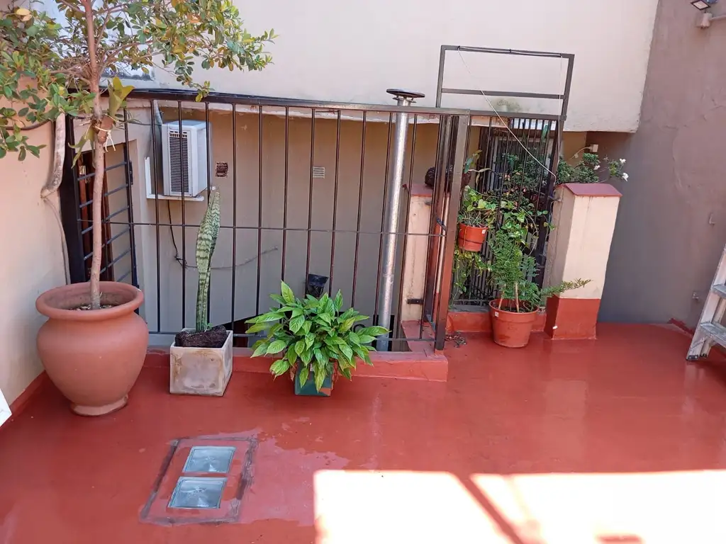 PH EN VENTA 4 AMBIENTES CON TERRAZA  SAN CRISTOBAL