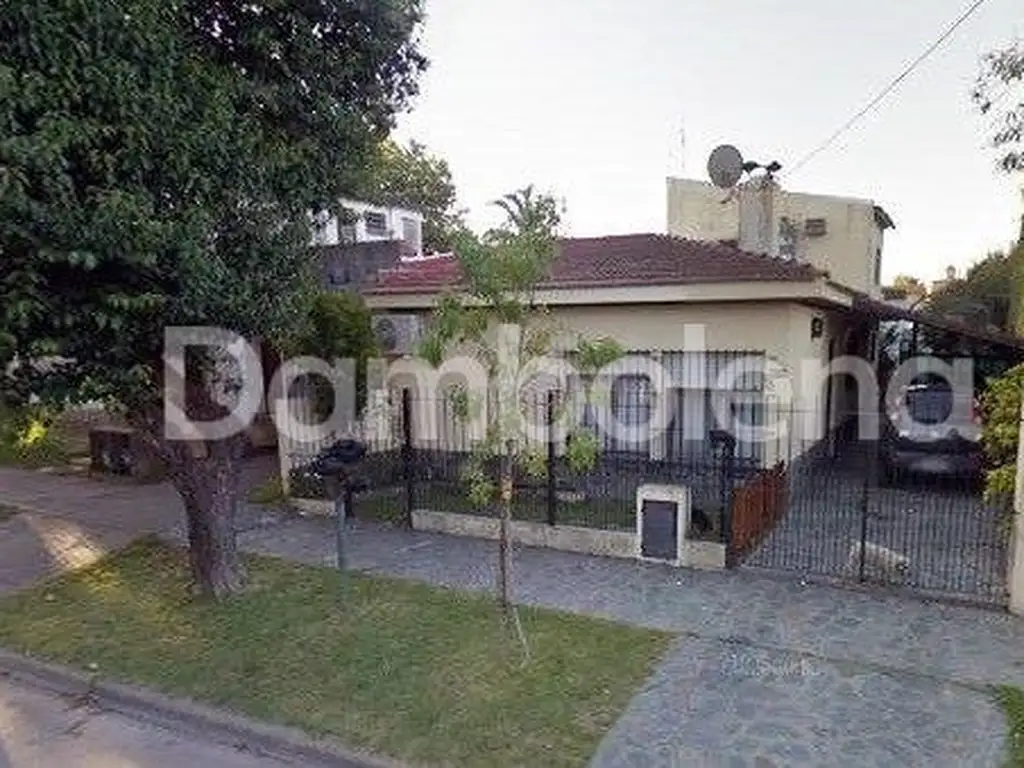 Casa  en Venta o permuta ubicado en Moreno, Moreno - DAM1189_LP416604_1