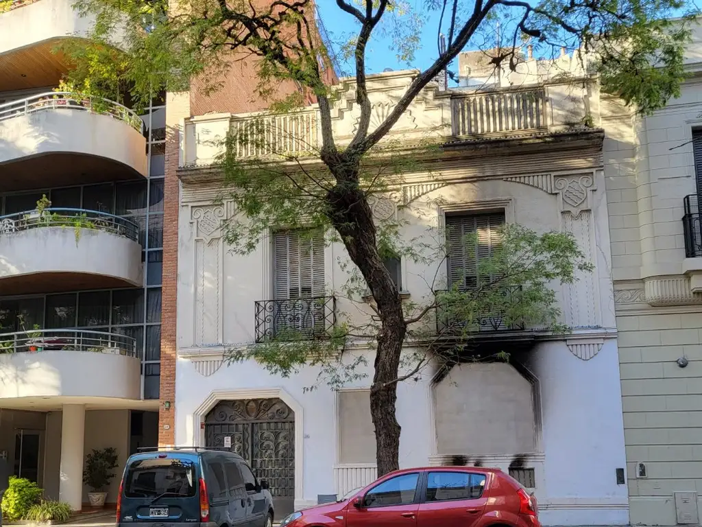 Casa a refaccionar lote propio Caballito Yerbal 330