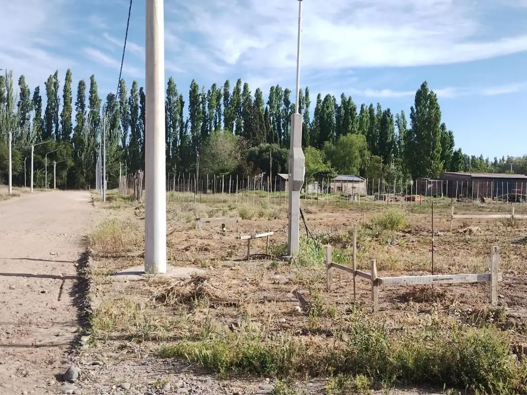 Cerca de todo, rodeado de tranquilidad: lote en Confluencia