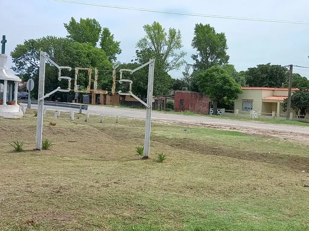 Casa en Solis, sobre ruta 8