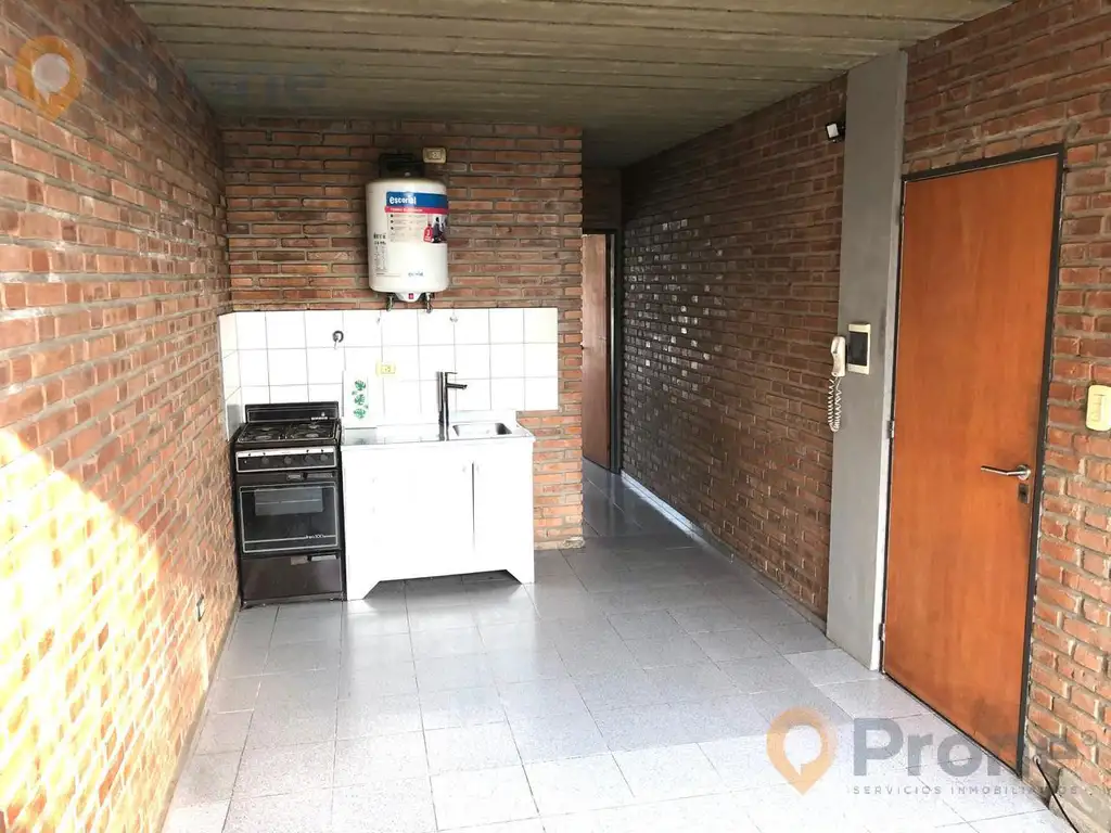 Venta departamento un dormitorio con balcón