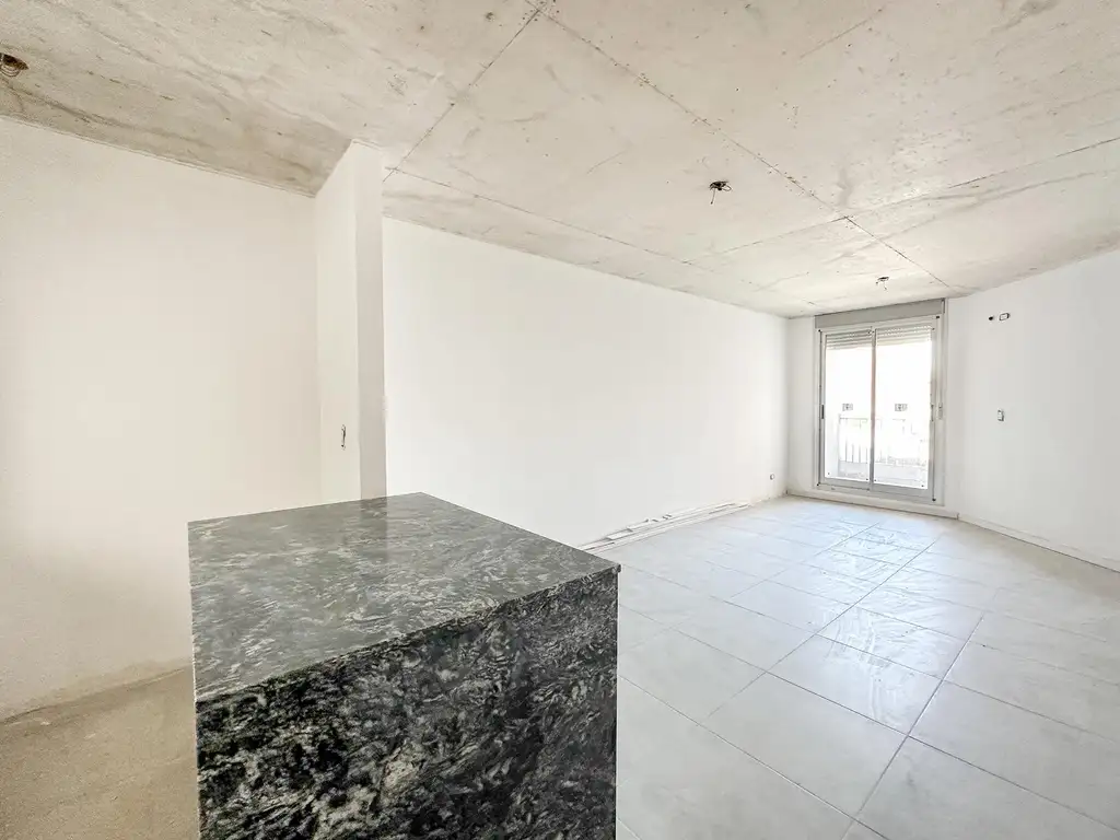 VENTA Dpto. 1 dormitorio con ubicación privilegiada a metros de Bv. Oroño y Paseo Pellegrini !