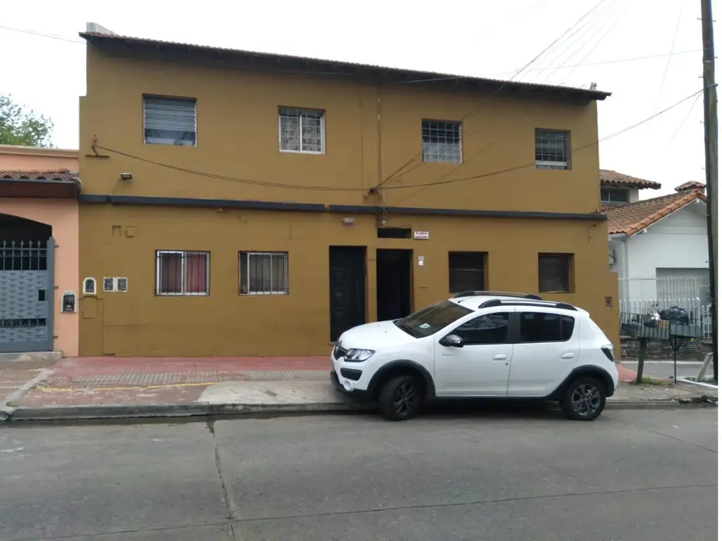 VENTA DE PENSION, EN MUY BUENA ZONA DE BALLESTER