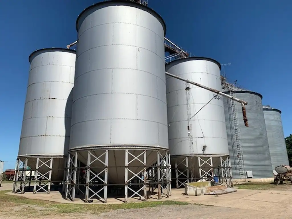 Planta Acopio Silos Campo 7 hec. RP 51 RAMALLO