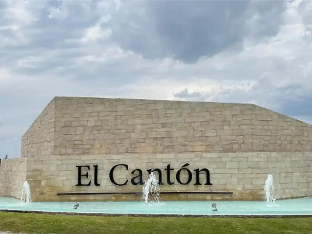 El Cantón n°453 829m2