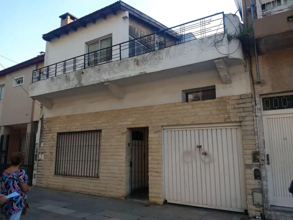 Casa en Venta en Villa Urquiza - 7 ambientes