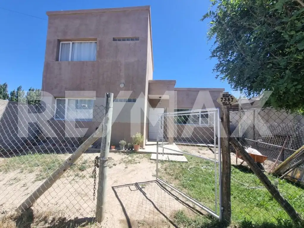 EN VENTA CASA3 DORMITORIOS | LAS LILAS| PLOTTIER