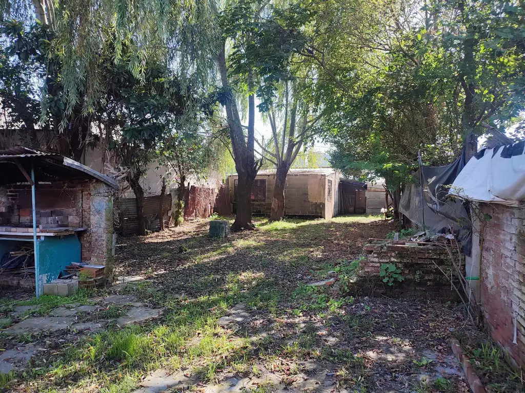 Casa en  venta sobra calle Montevideo, Los Talas