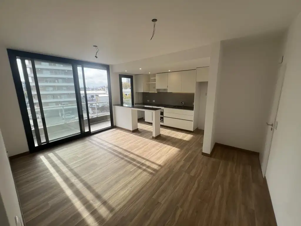 Venta Departamento 3 ambientes Tigre con cochera y Pileta amenities rp