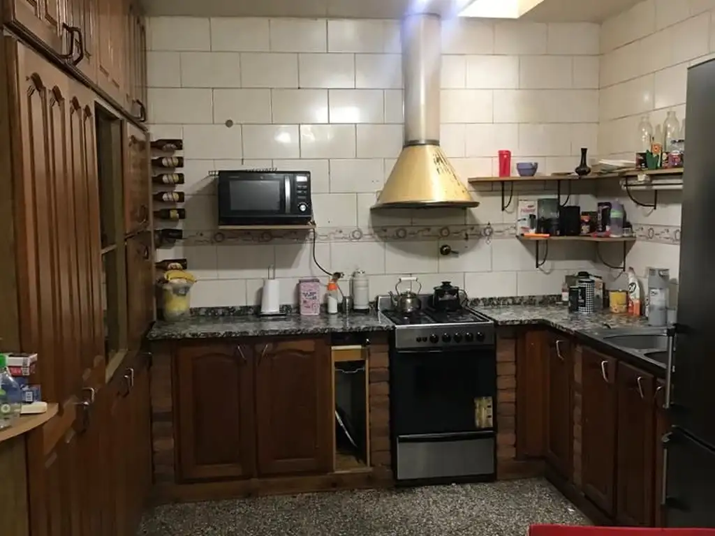 Casa - Venta - Argentina, Tres de Febrero - Hornos 2600