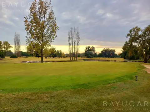 Venta | Excelente lote con vista al golf en Campo Grande | Bayugar Negocios Inmobiliarios - Foto 0