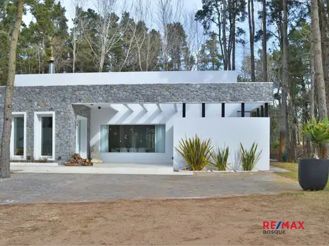 VENTA CASA 3 AMBIENTES VILLA ROBLES