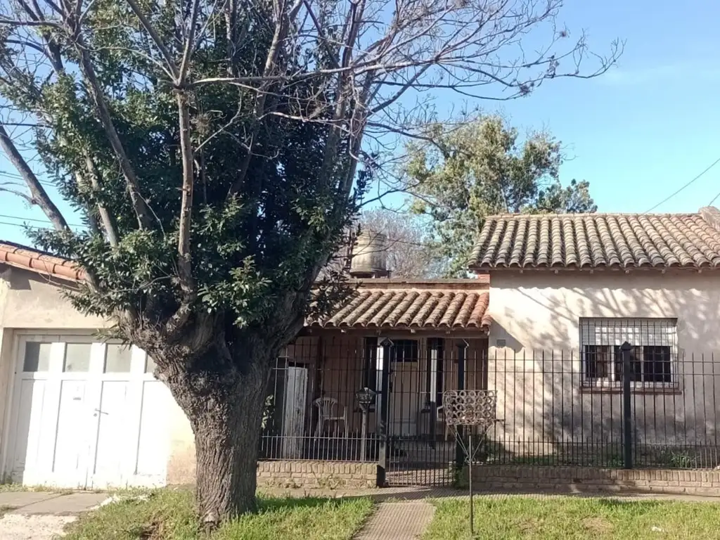 CASA EN VENTA 3 AMB DON TORCUATO