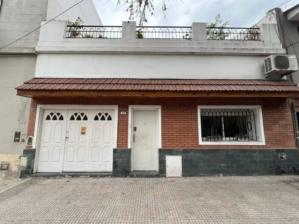 Casa - Venta - Argentina, Capital Federal - TRONADOR 1000