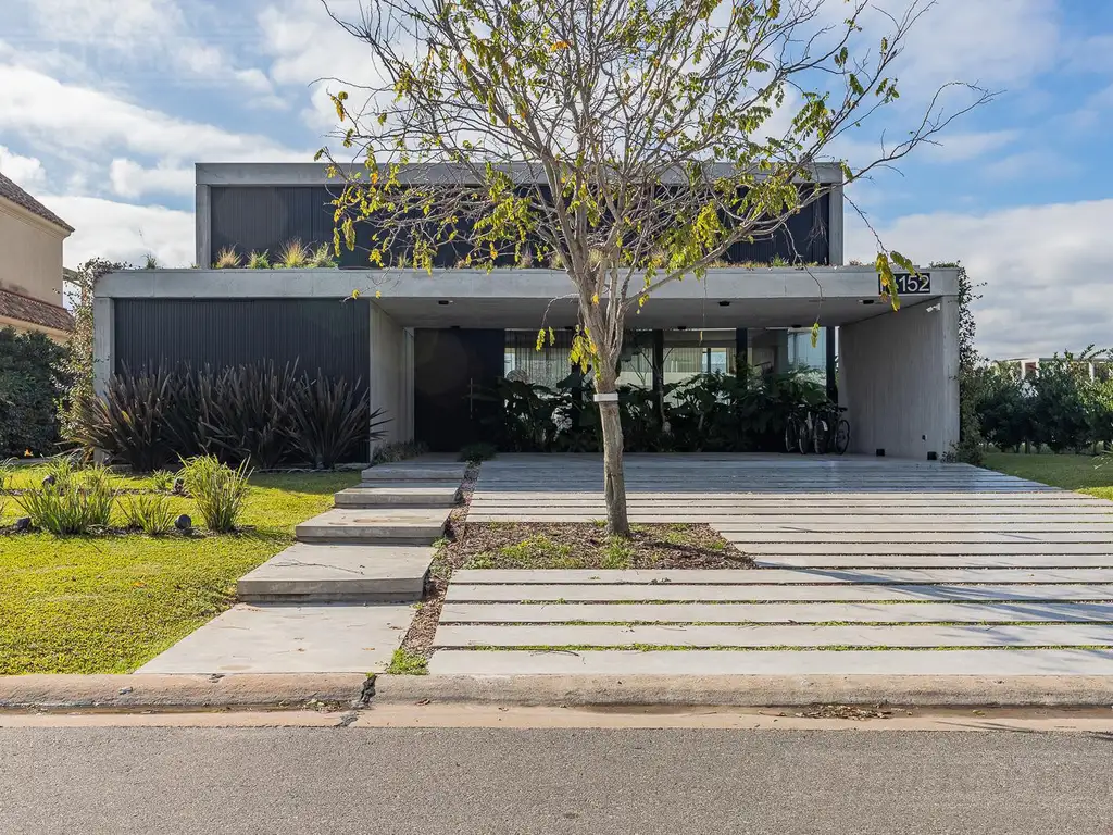 Casa en Puertos / Escobar - Barrio Marinas