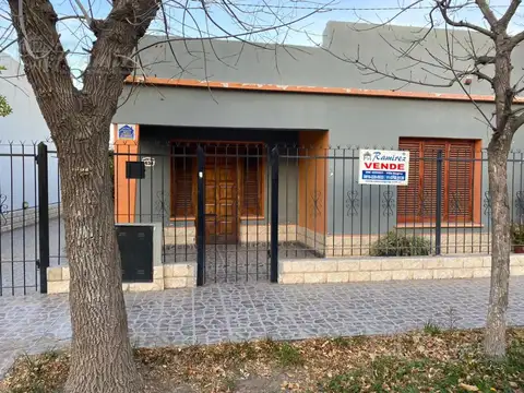 Casas en Venta en Villa Regina - Inmuebles Clarín