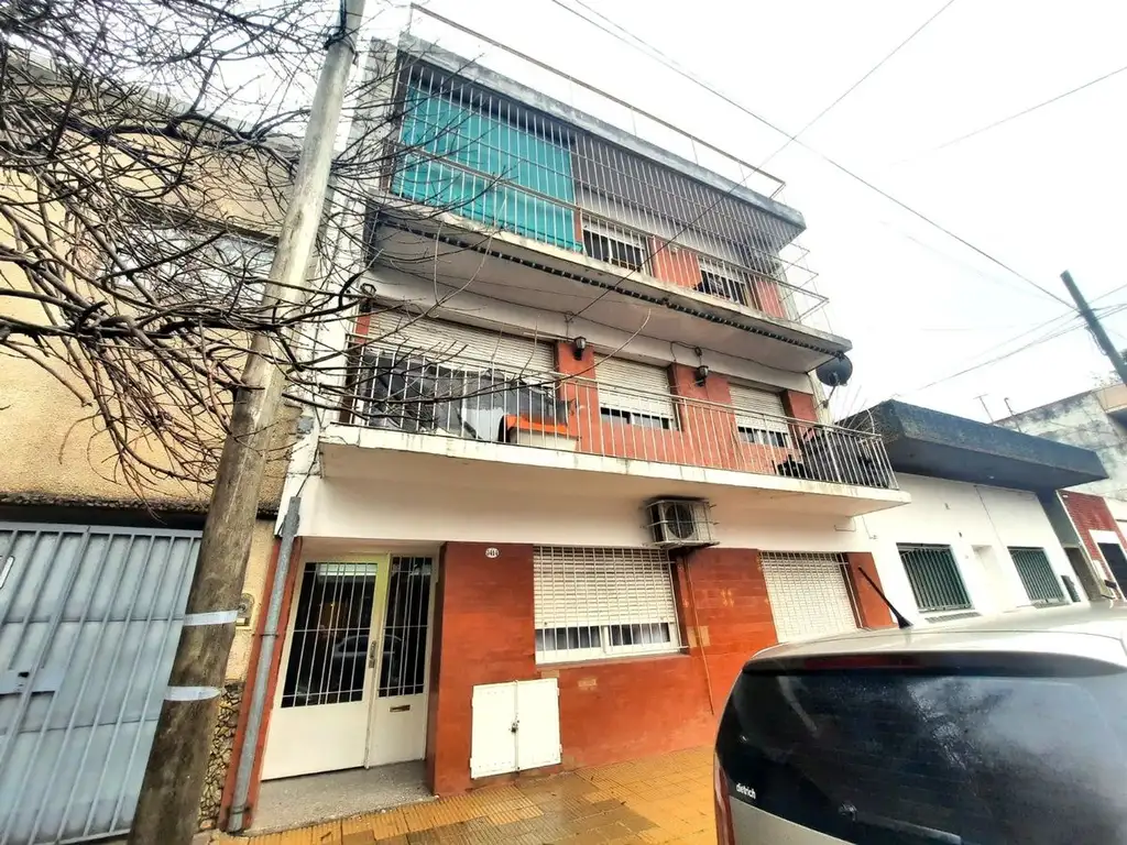 VENTA DEPARTAMENTO 3 AMBIENTES SANTOS LUGARES