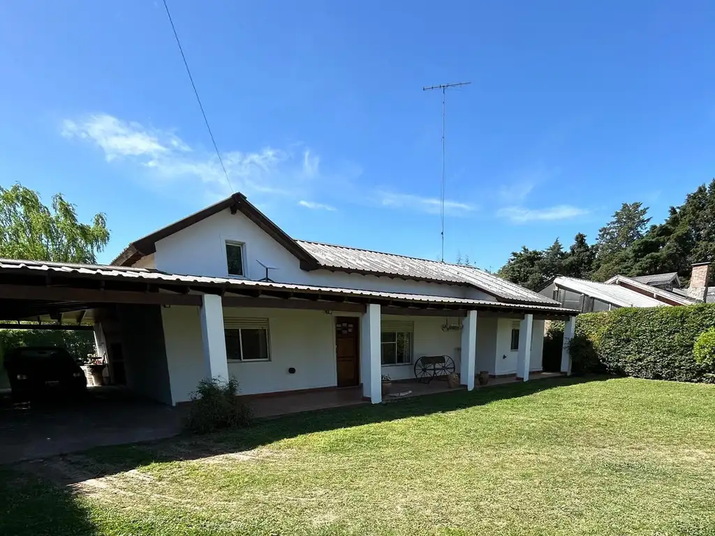 Venta - Casa - Barrio Parque Sakura - Exaltación de la Cruz