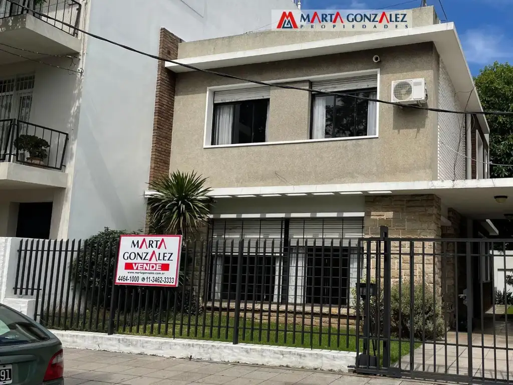 Casa en venta 5 ambientes Villa Sarmiento