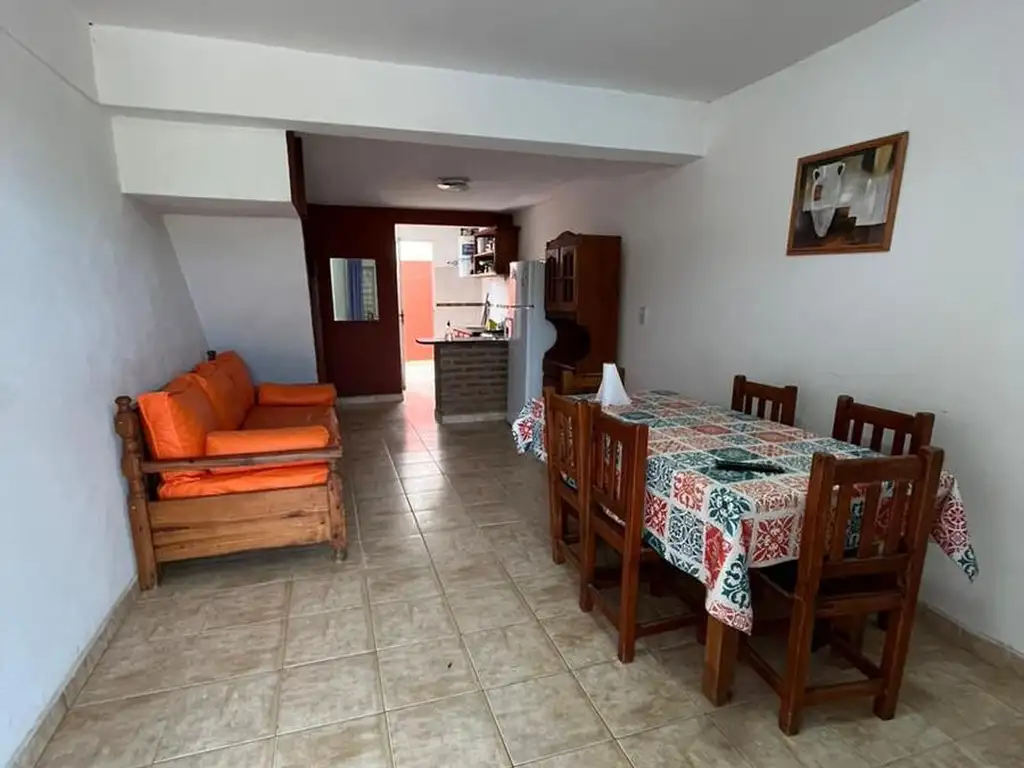 Casa en venta - 2 Dormitorios 2 Baños - 90Mts2 - Costa Azul